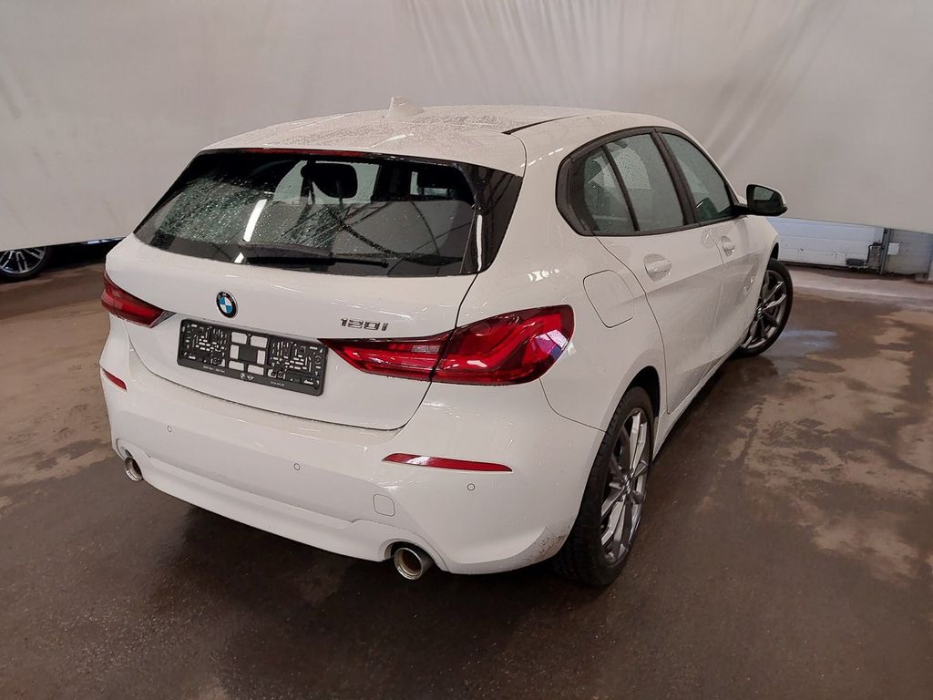 BMW 120 2024