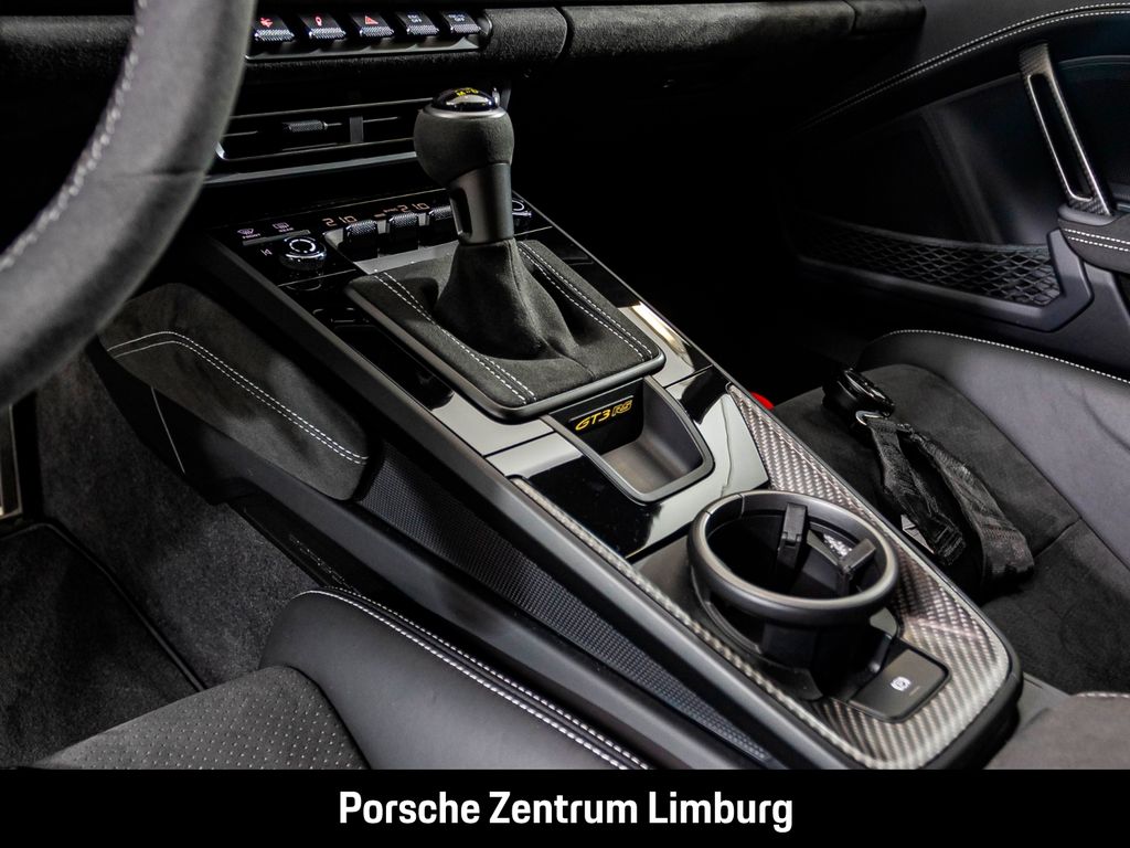 Porsche 992 2023