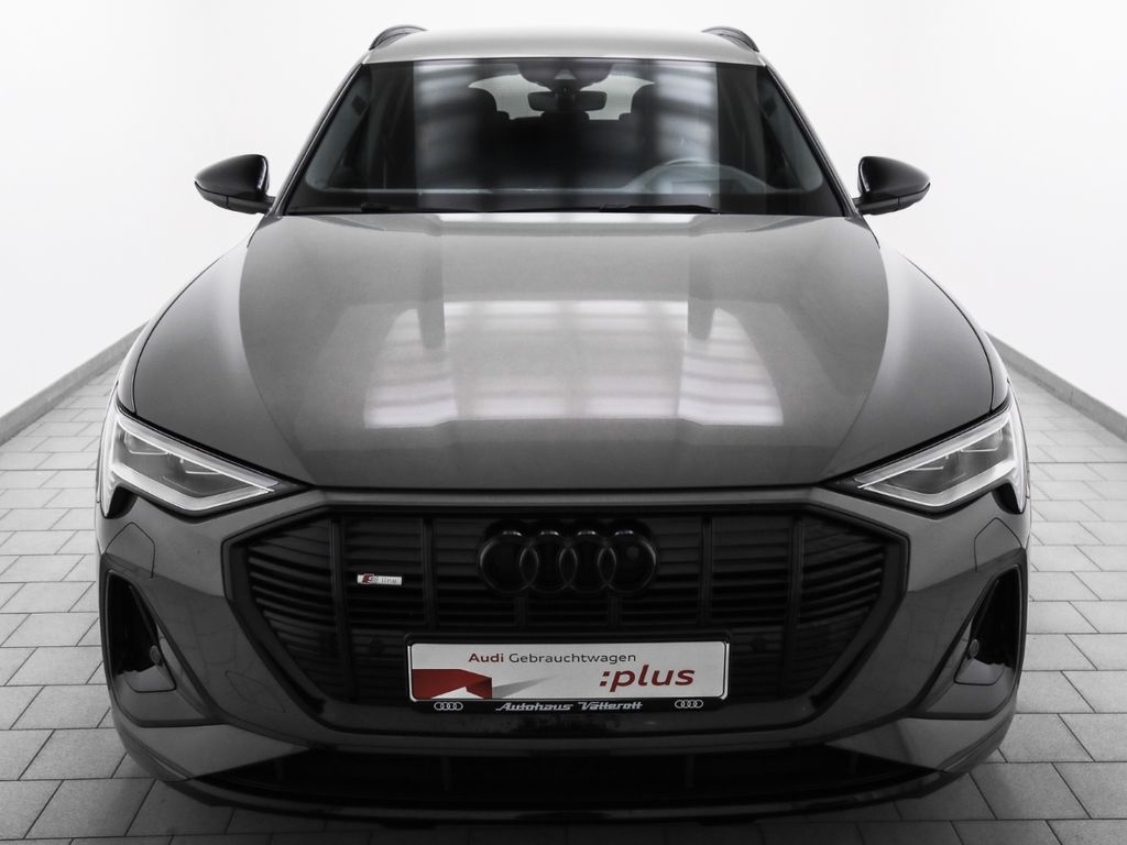 Audi e-tron 2022