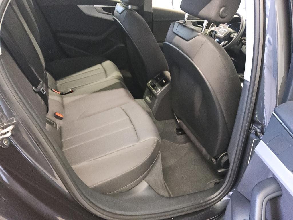 Audi A4 2021