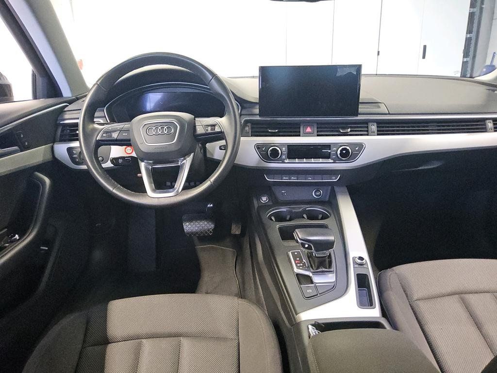 Audi A4 2021