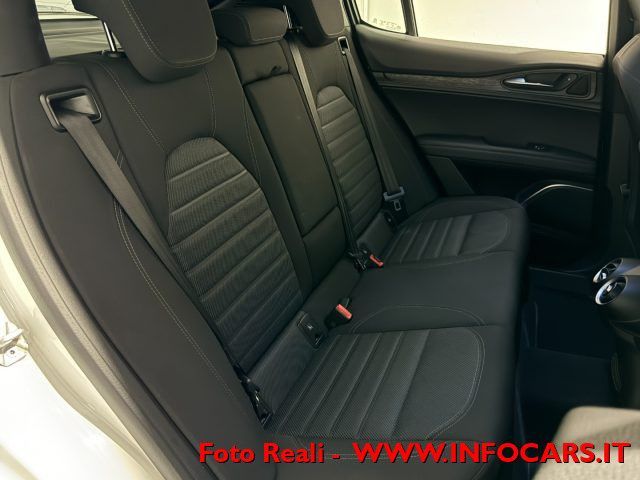 Alfa Romeo Stelvio 2022