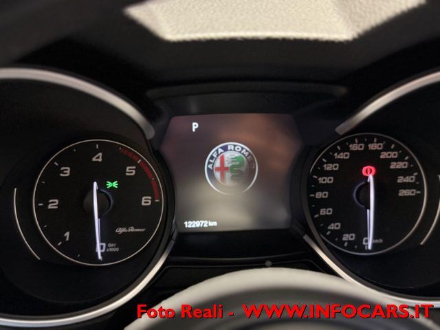 Alfa Romeo Stelvio 2022
