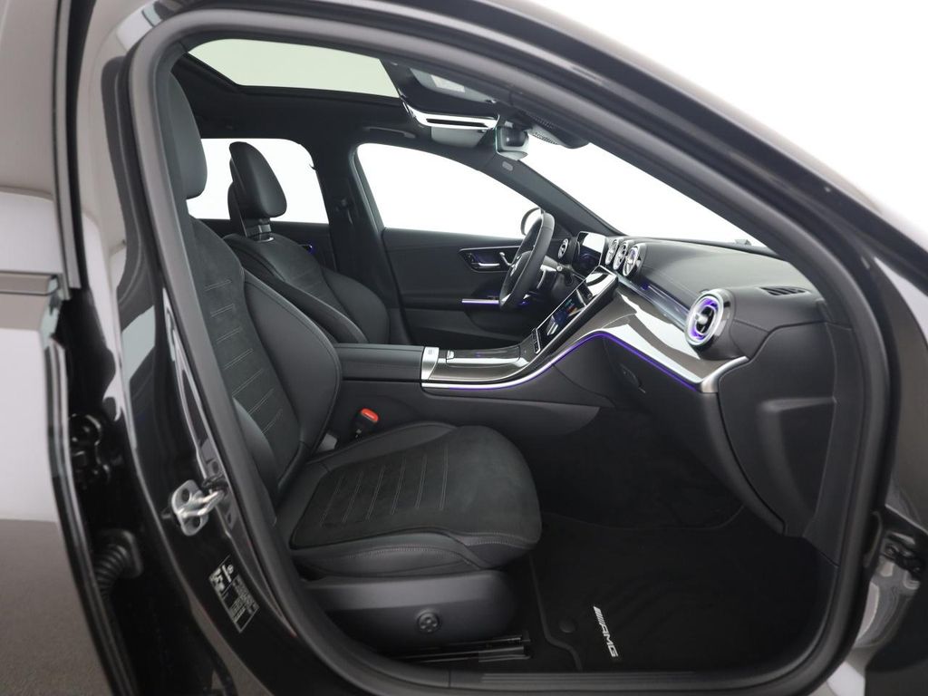 Mercedes-Benz C 300 2025