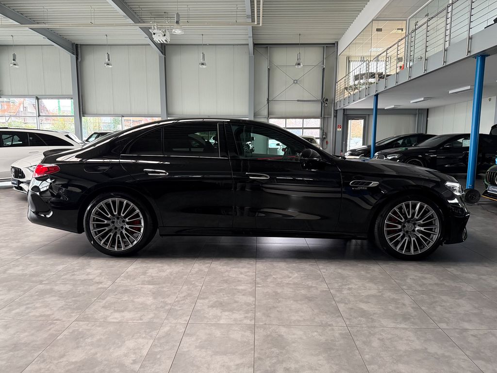 Mercedes-Benz E 53 AMG 2025