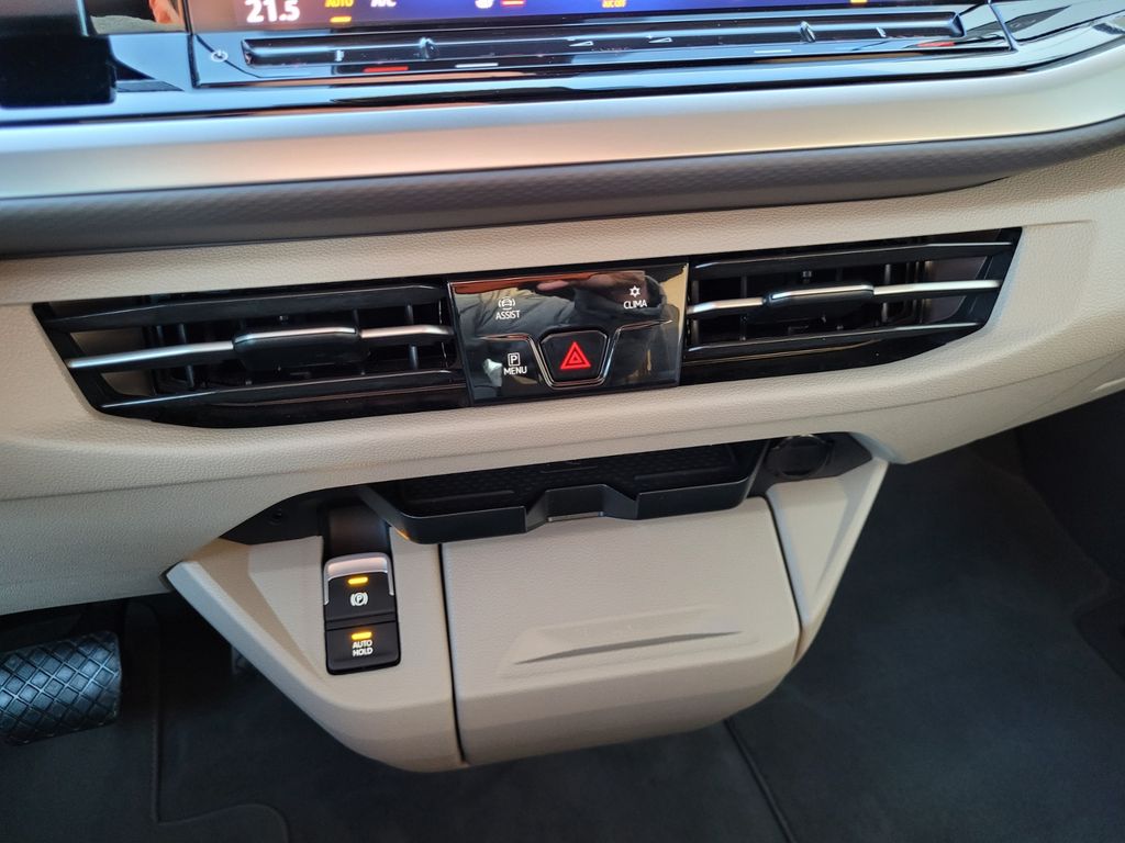 Volkswagen T7 California 2025