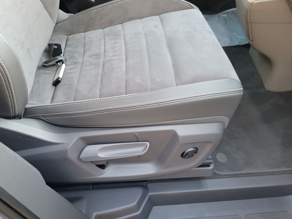 Volkswagen T7 California 2025