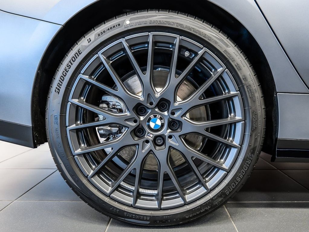 BMW M235 2025