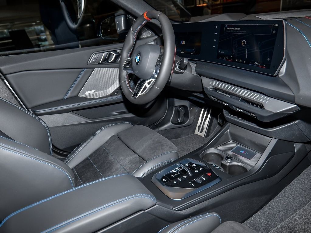 BMW M235 2025