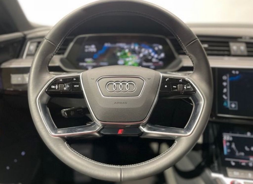 Audi e-tron 2021