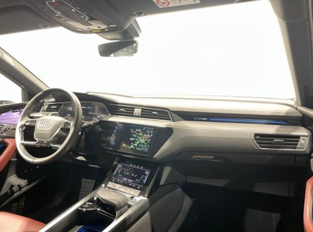 Audi e-tron 2021