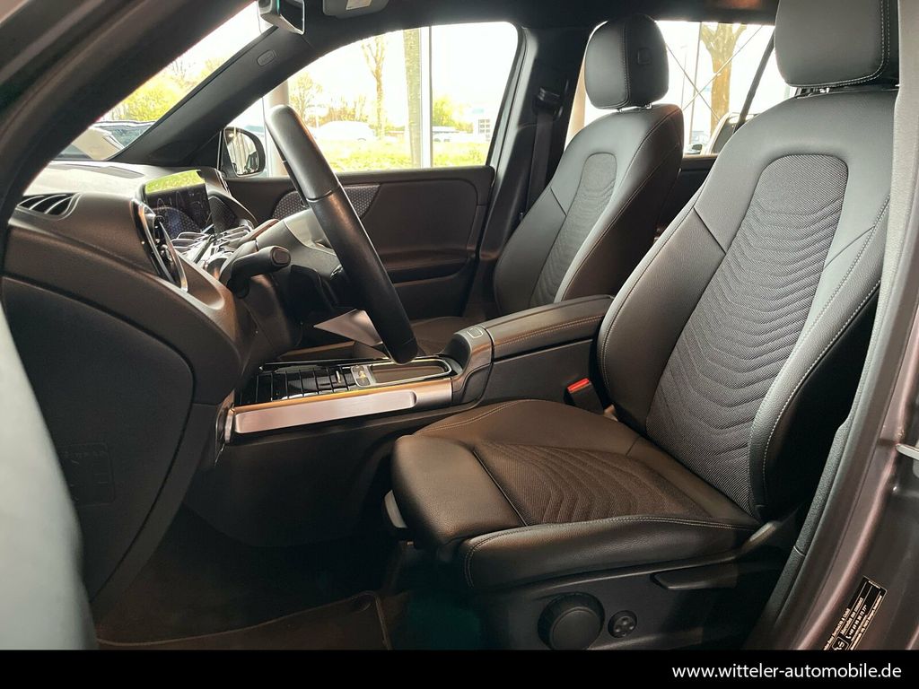 Mercedes-Benz GLB 200 2024