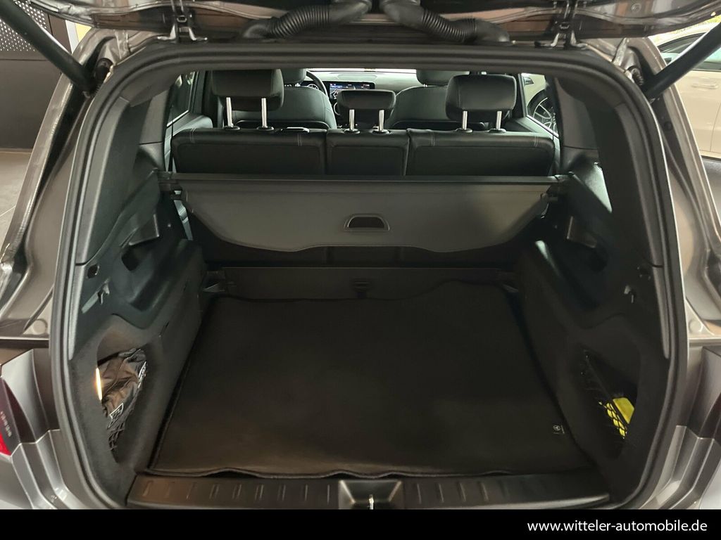 Mercedes-Benz GLB 200 2024