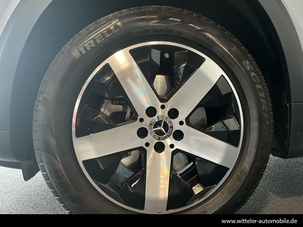 Mercedes-Benz GLB 200 2024