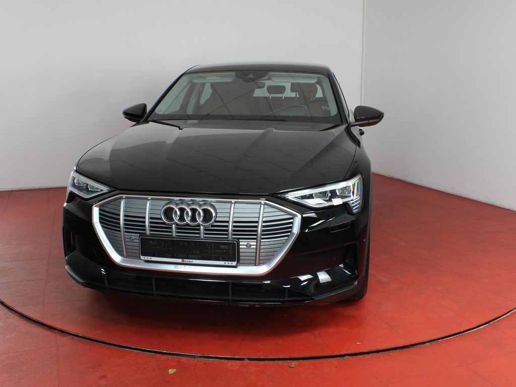 Audi e-tron 2022