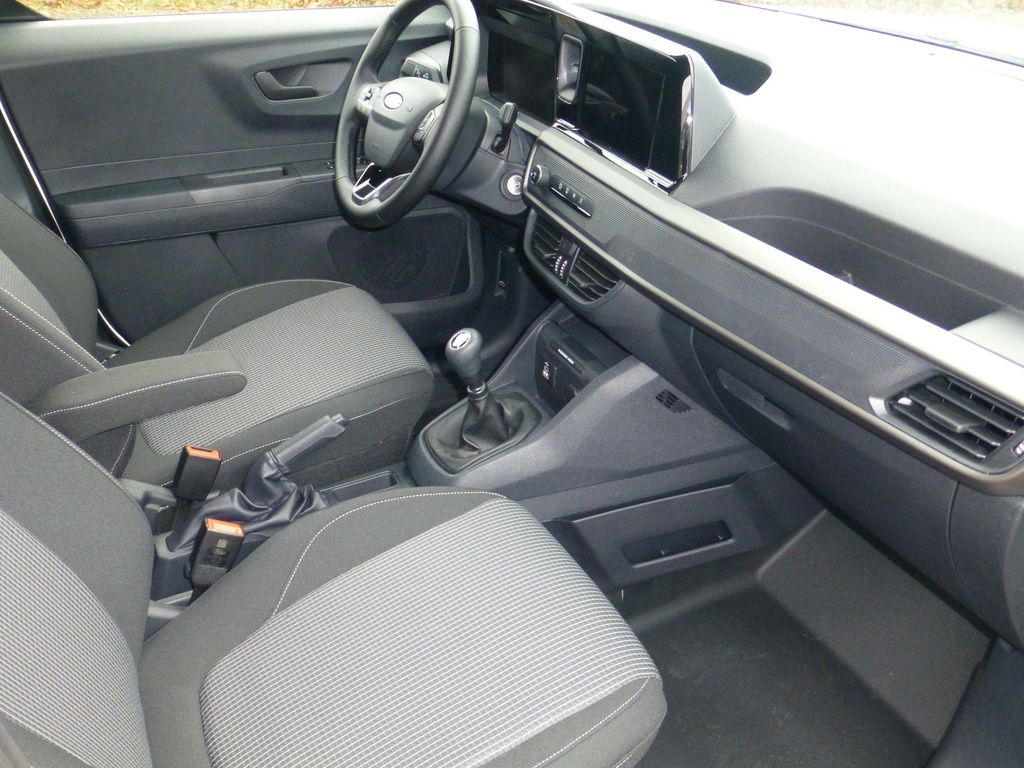 Ford Transit Courier 2025