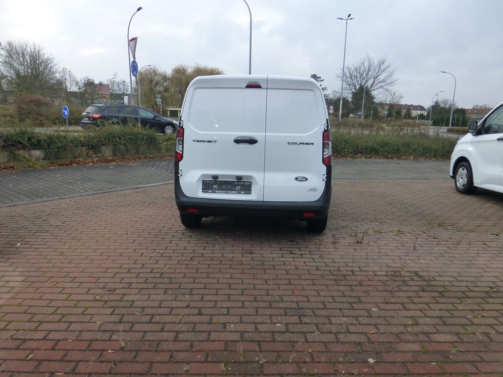 Ford Transit Courier 2025