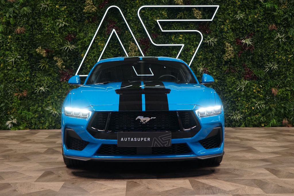 Ford Mustang 2024