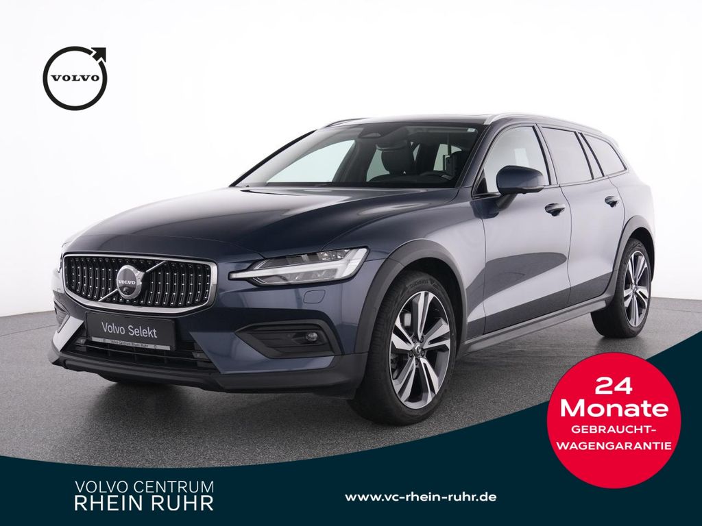 Volvo V60 Cross Country 2023
