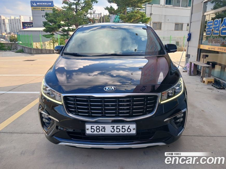 Kia Canival 2019