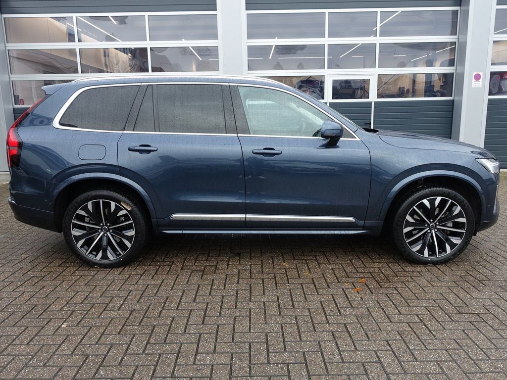 Volvo XC90 2025