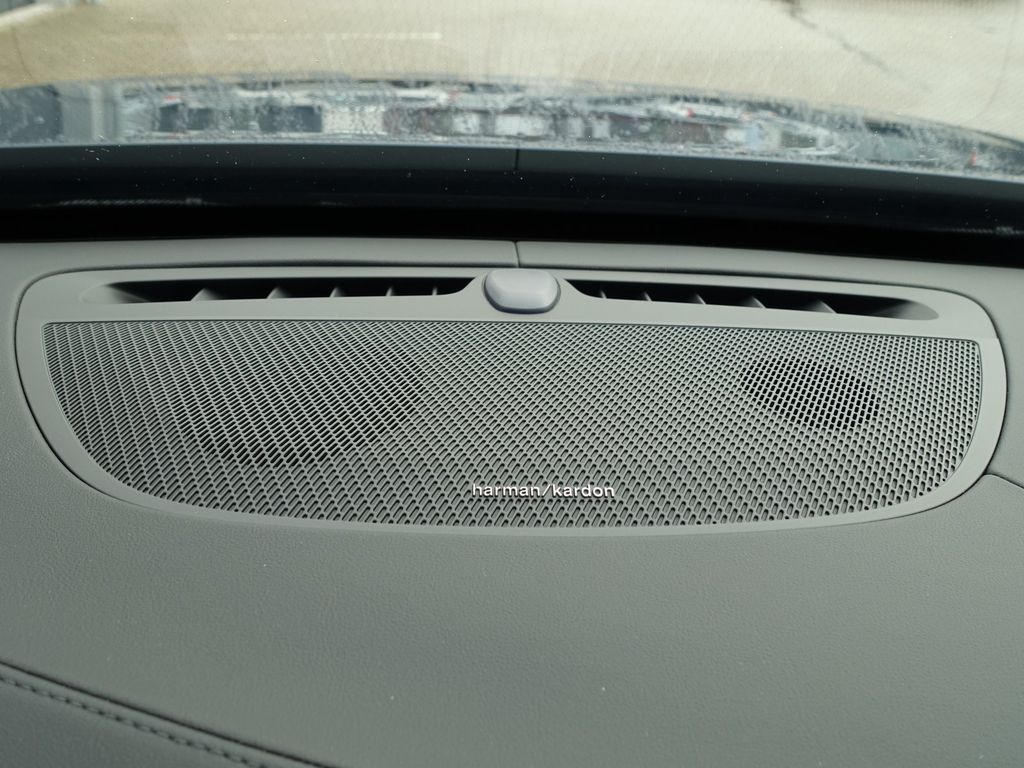 Volvo XC90 2025