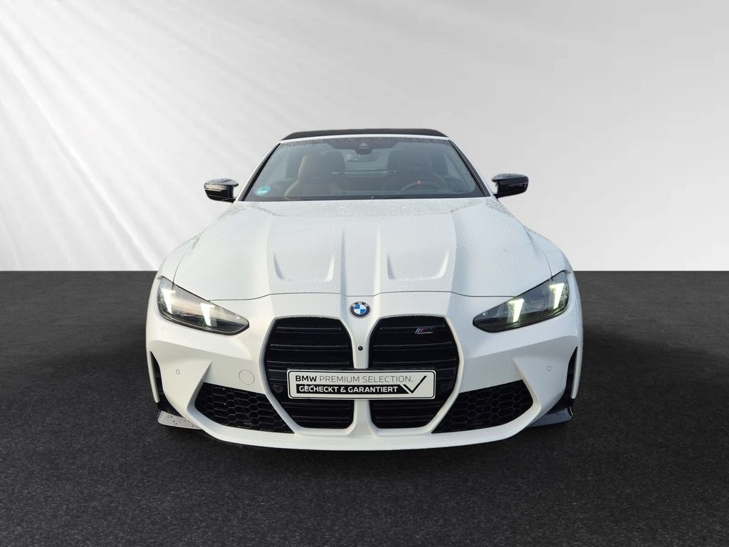 BMW M4 2025