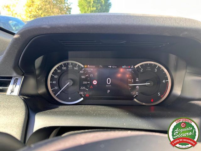 Land Rover Discovery Sport 2021