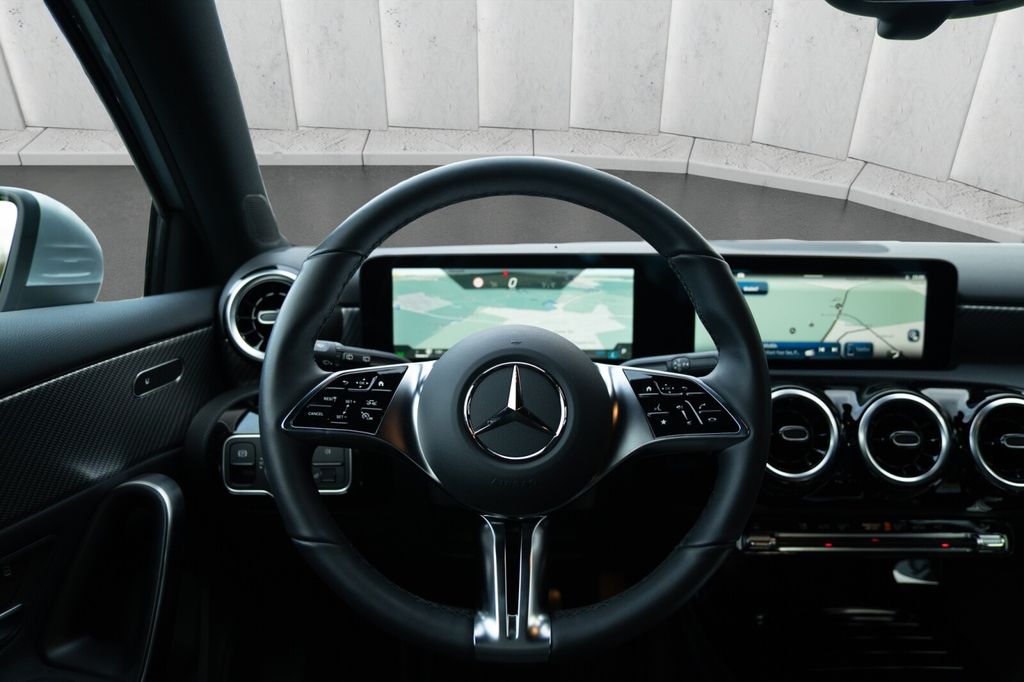 Mercedes-Benz A 180 2024