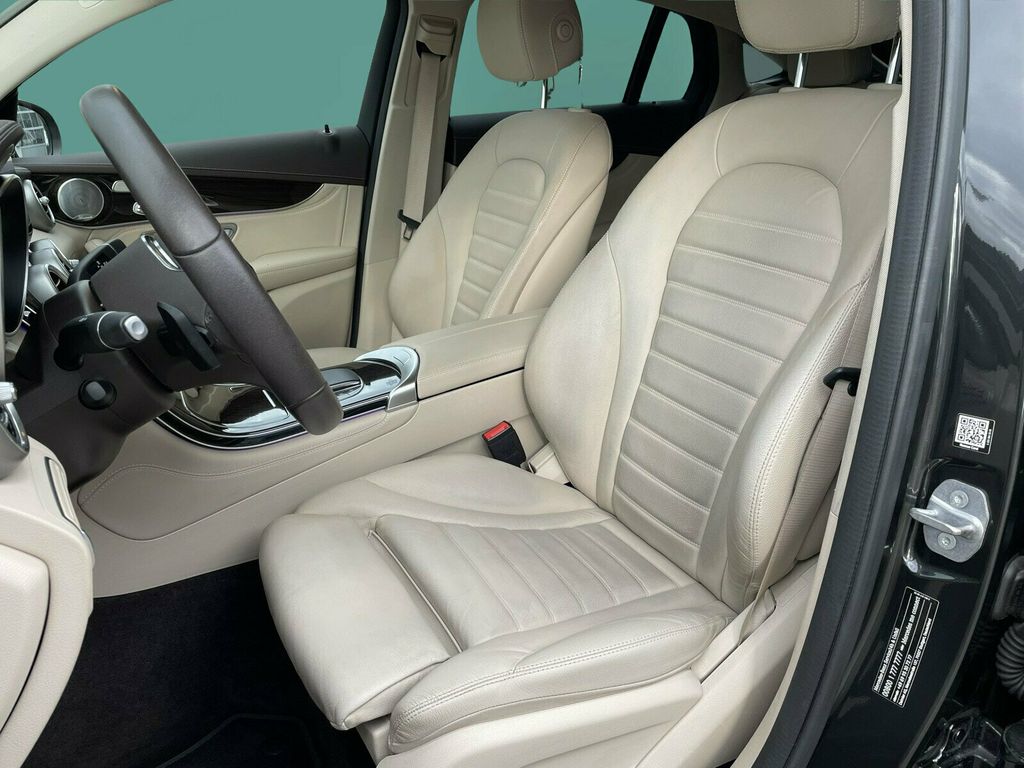 Mercedes-Benz GLC 300 2019