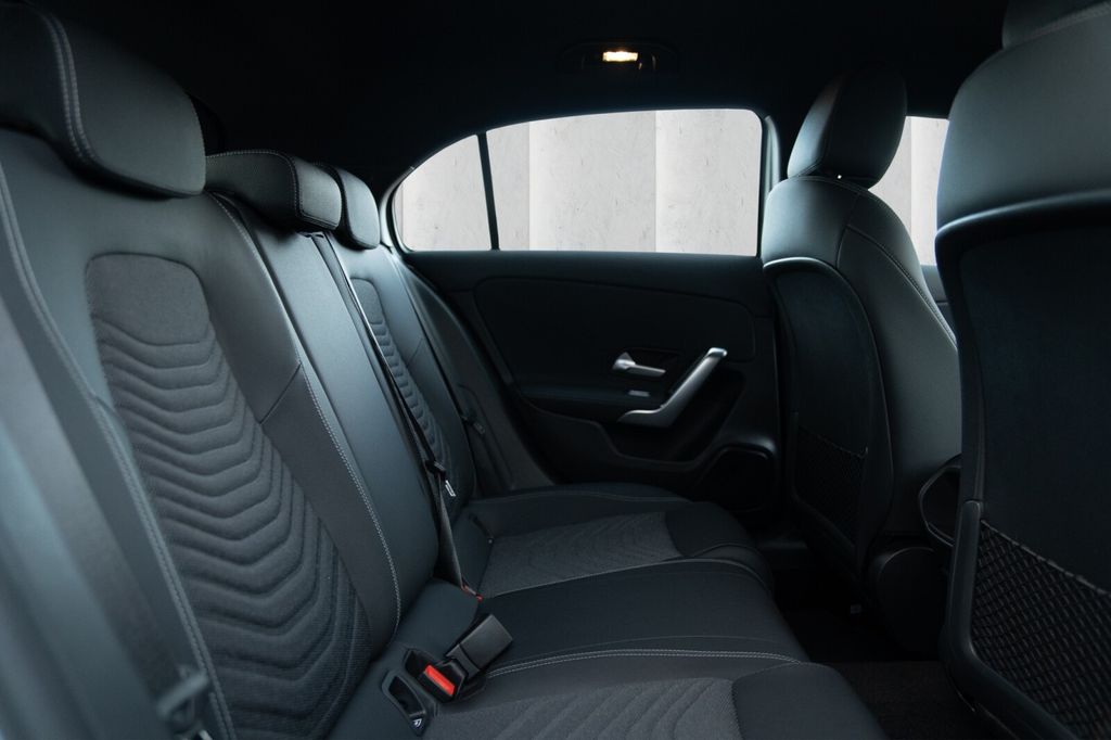 Mercedes-Benz A 180 2024