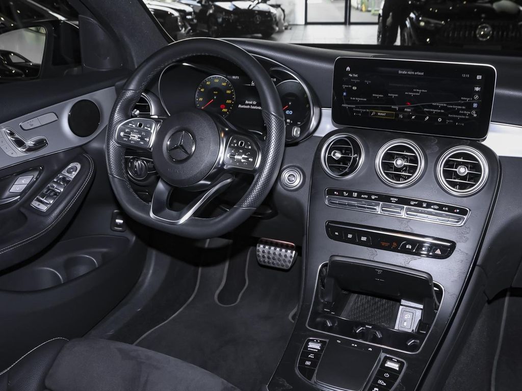 Mercedes-Benz GLC 300 2022