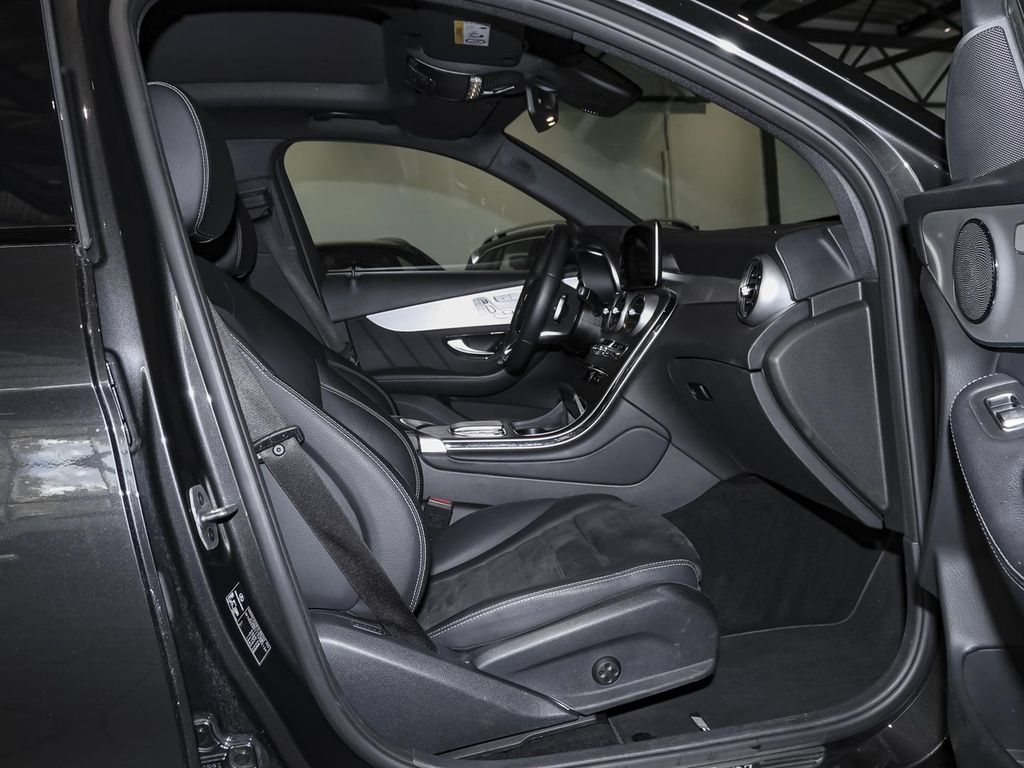 Mercedes-Benz GLC 300 2022