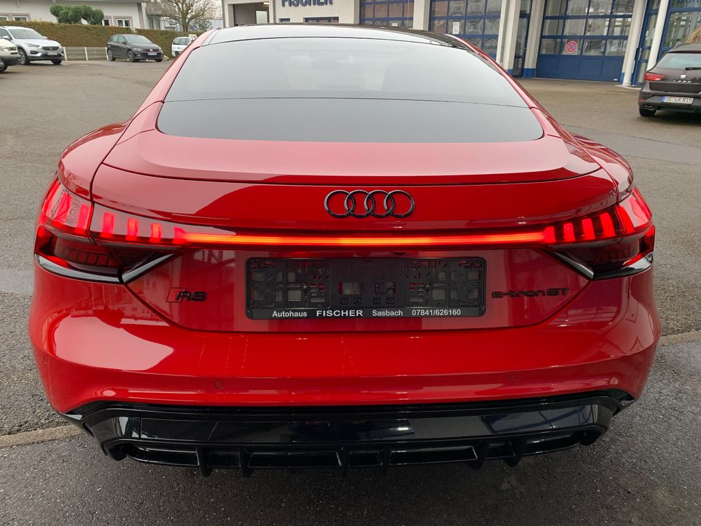 Audi RS e-tron GT 2022