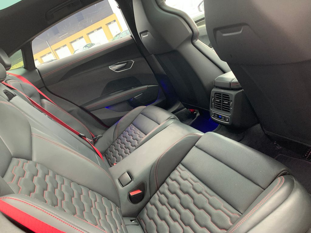 Audi RS e-tron GT 2022