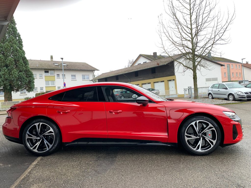 Audi RS e-tron GT 2022