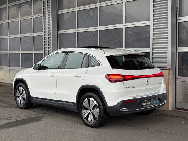 Mercedes-Benz EQA 2024