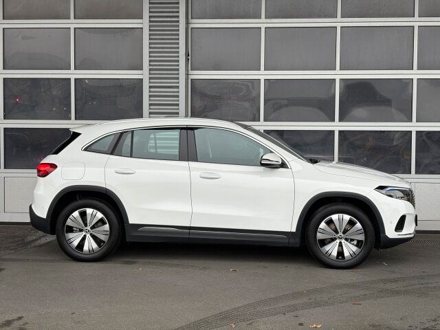 Mercedes-Benz EQA 2024