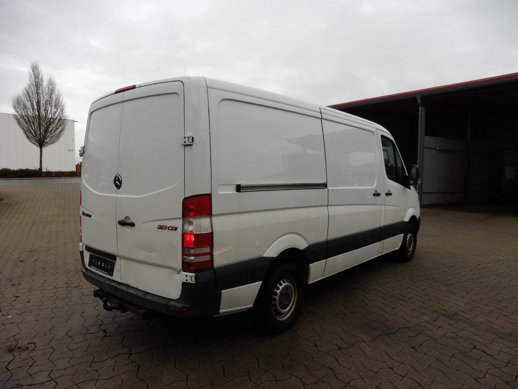 Mercedes-Benz Sprinter 2013