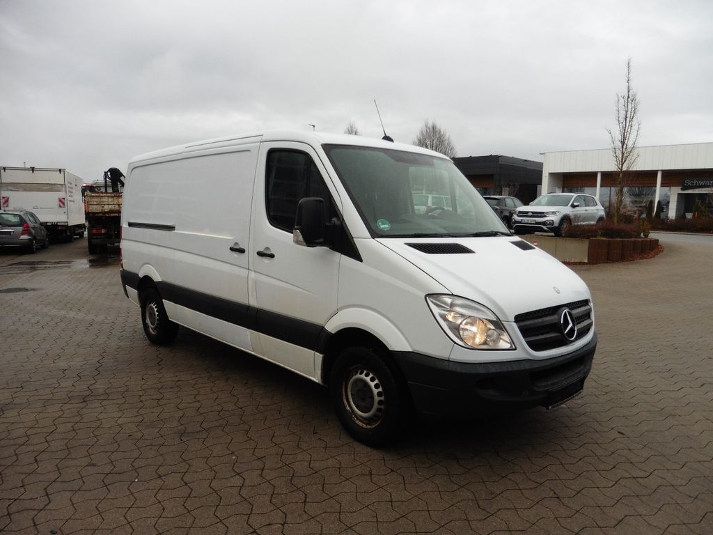 Mercedes-Benz Sprinter 2013
