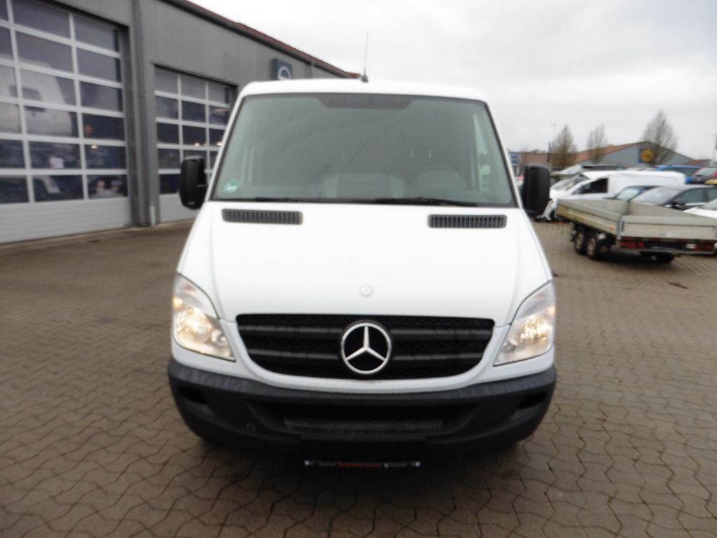 Mercedes-Benz Sprinter 2013