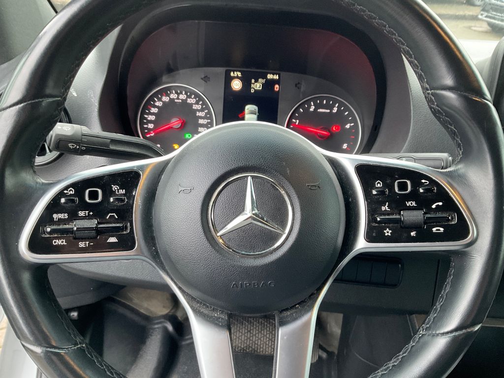 Mercedes-Benz Sprinter 2024
