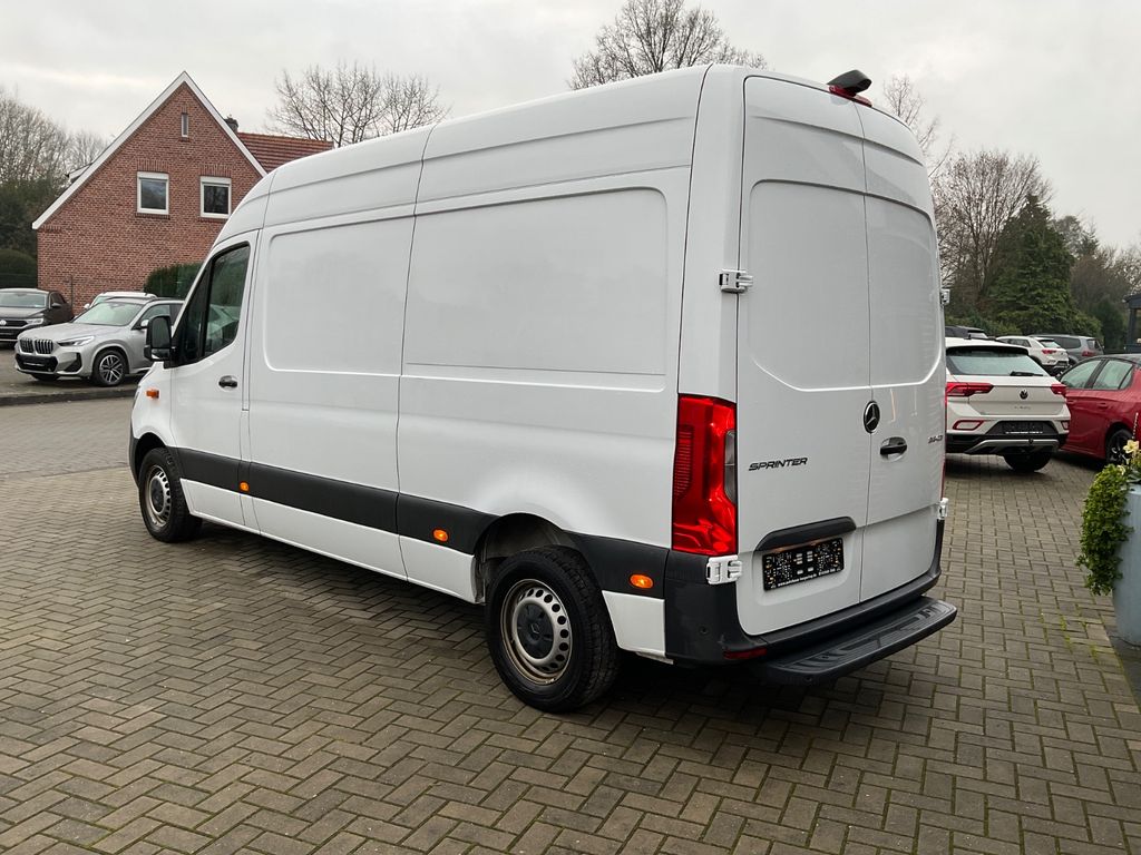 Mercedes-Benz Sprinter 2024