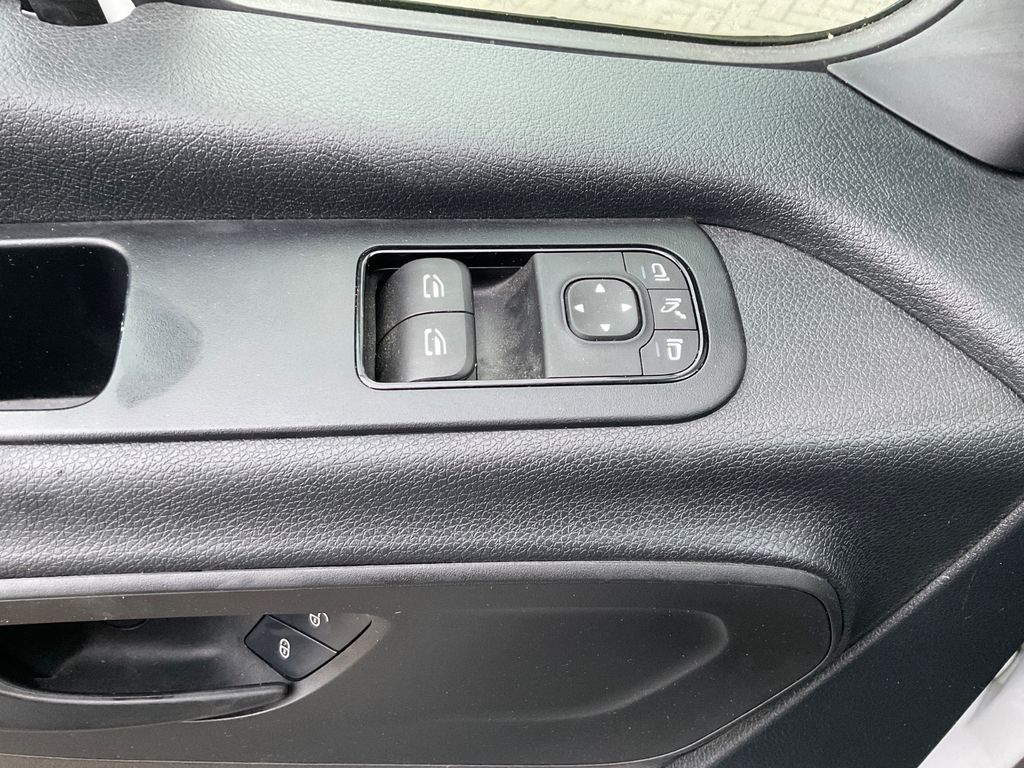 Mercedes-Benz Sprinter 2024