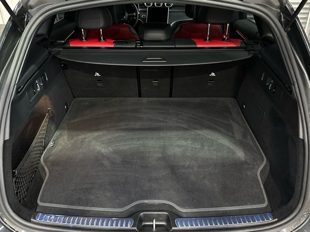 Mercedes-Benz GLC 300 2023