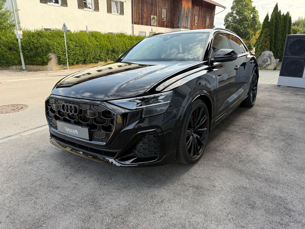 Audi Q8 2025