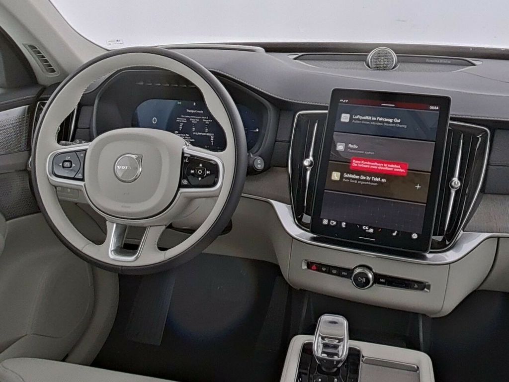 Volvo XC90 2025