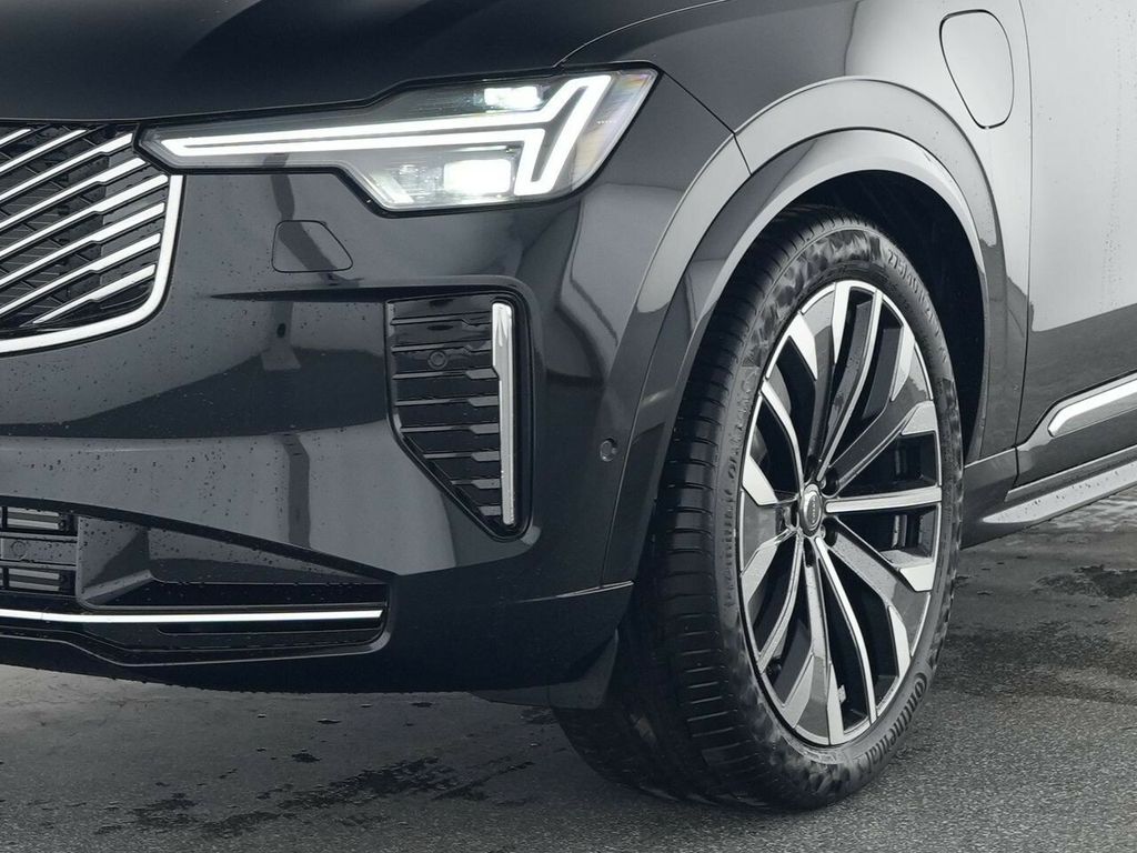 Volvo XC90 2025