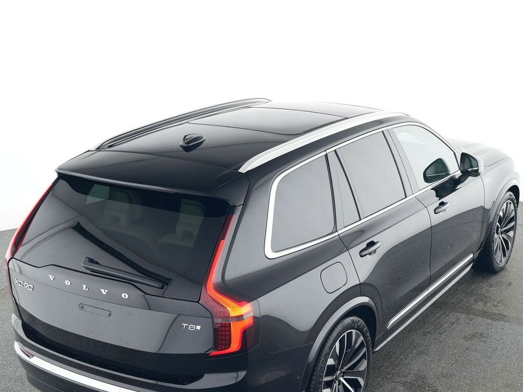 Volvo XC90 2025