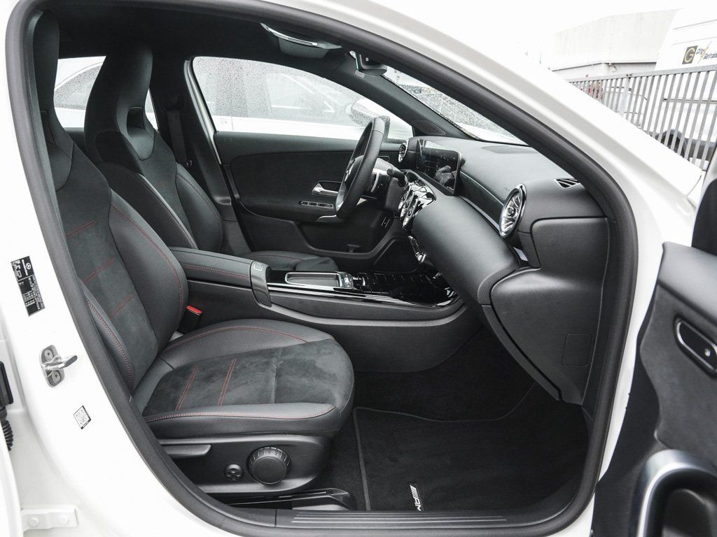 Mercedes-Benz A 250 2025